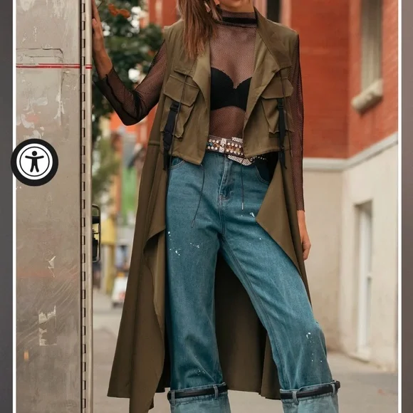 Kate Hewko Long Layering Cargo Vest Trenchcoat - Lightweight w/ Drawstring Waist - Picture 4 of 16